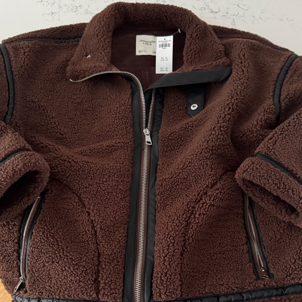 Abercrombie & Fitch Contrast Trim Sherpa Aviator Jacket NWT - Picture 6 of 6